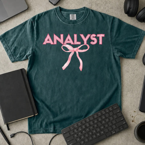 Analyst Bow Shirt in Blue Spruce, Comfort Colors 1717 tee flat lay