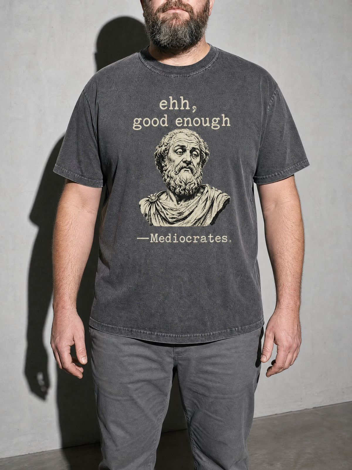 Mediocrates Premium Shirt - Pepper - on-model zoom